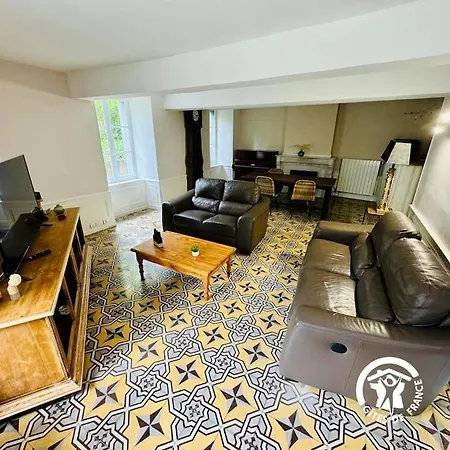 Holiday home Domaine 15 Pers, Piscine, Petanque, Canal Du Midi