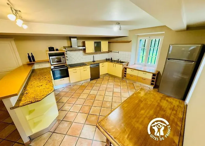 Domaine 15 Pers, Piscine, Petanque, Canal Du Midi Holiday home *