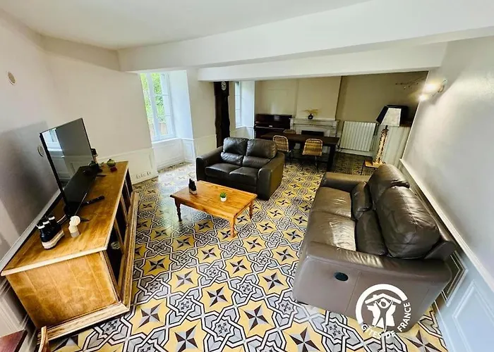 בית נופש Domaine 15 Pers, Piscine, Petanque, Canal Du Midi