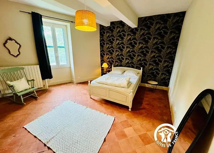 Domaine 15 Pers, Piscine, Petanque, Canal Du Midi Holiday home Carcassonne